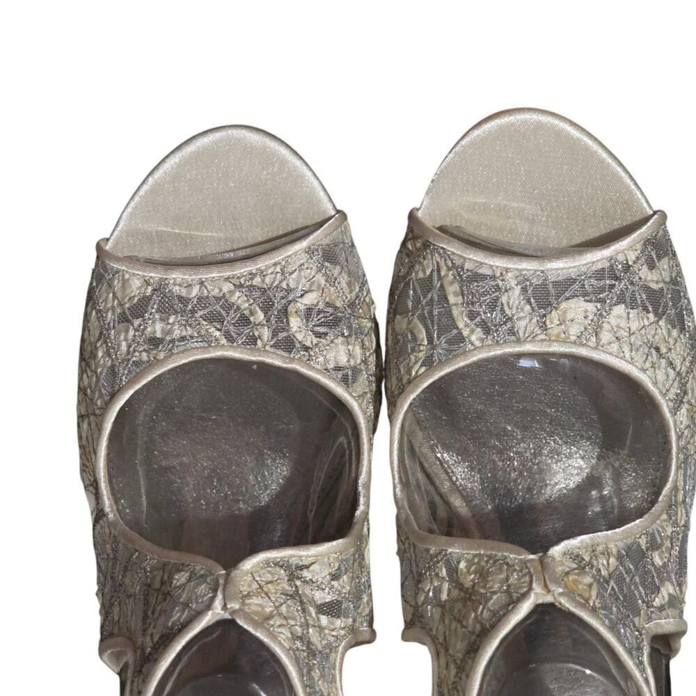 Adrianna Papell Beige Silver Lace Arissa Formal Pump Heels Size 40 (10) - Picture 4 of 8